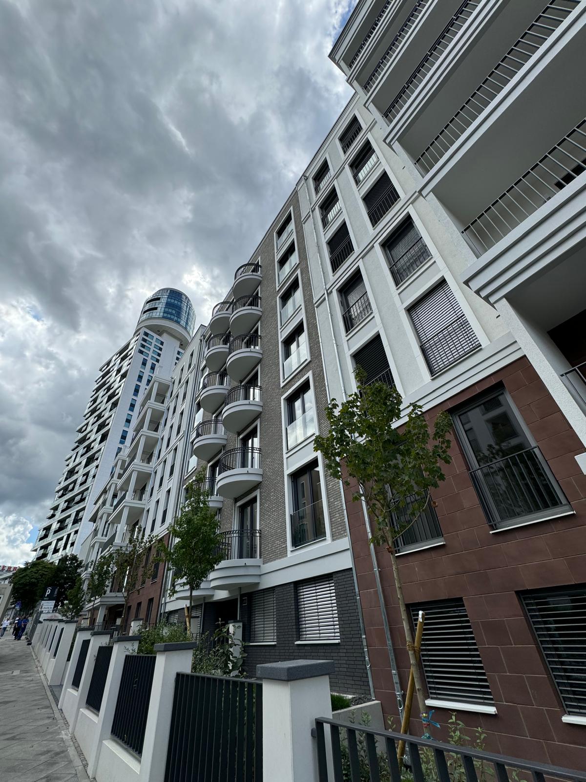 Frankfurt-Sachsenhausen, Hainer Weg 48 + 48a