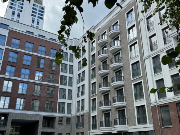 Frankfurt-Sachsenhausen, Hainer Weg 50, 50a, 50b